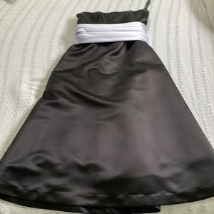 Bill Levkoff strapless bridesmaid dress, Ladies size 8